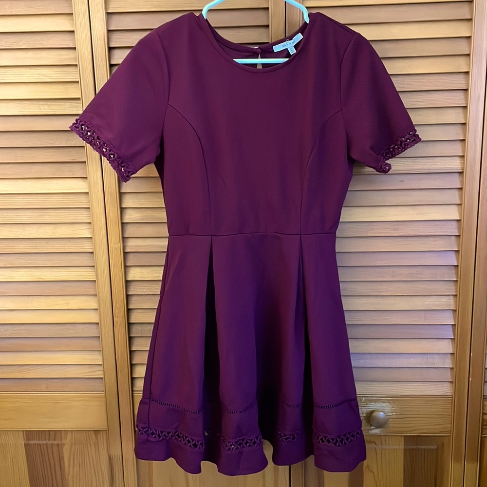 Francesca’s 1/4 sleeve dress